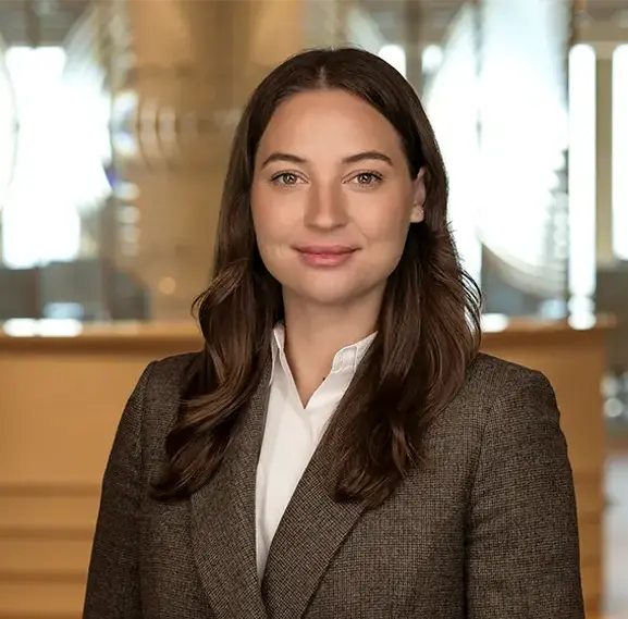 Headshot of Katherine Fox of Harbour Group